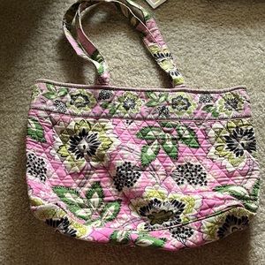 Vera Bradley Tote